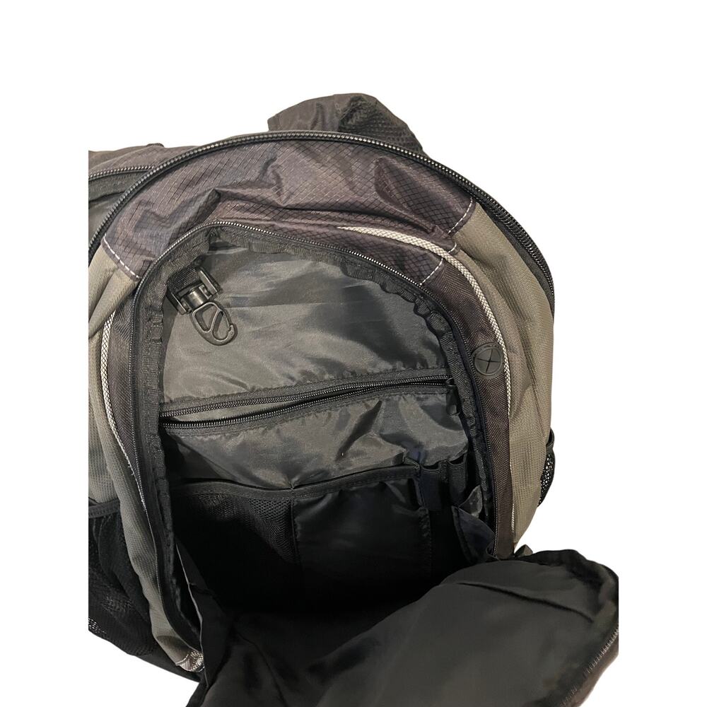 Lenovo Padded Computer Backpack - Picture 2 of 4